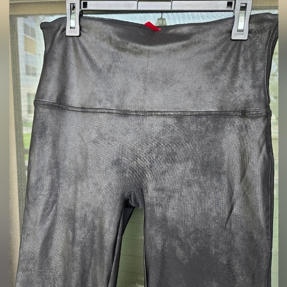 SPANX Faux Leather Legging- Black-sz 2xl Shimmery - Picture 9 of 15